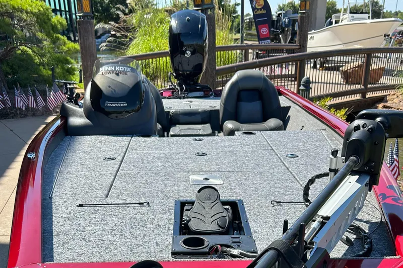 Slide: The Image of Tracker Pro Team 195XTE 2020 - 5