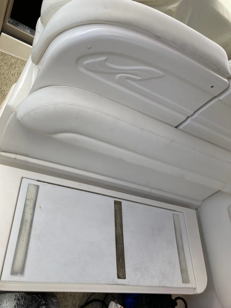 Slide: The Image of Sea Ray Sundancer 2004 - 14