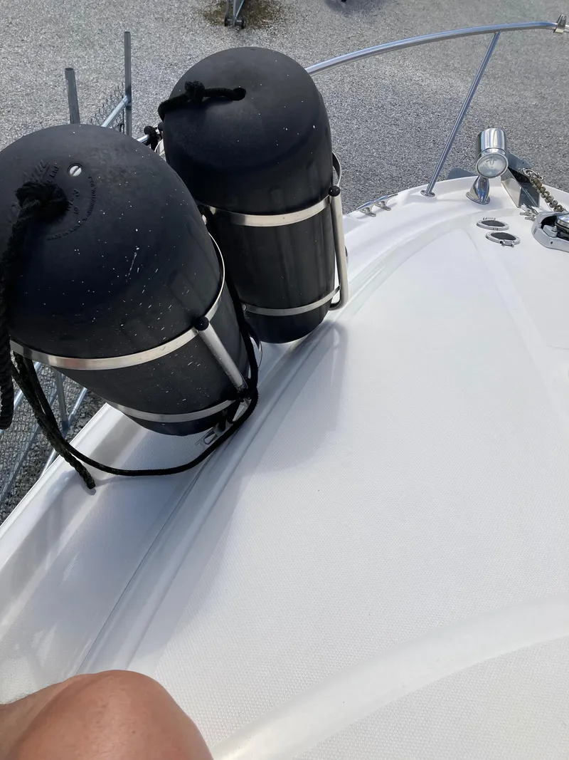 Slide: The Image of Sea Ray Sundancer 2004 - 8