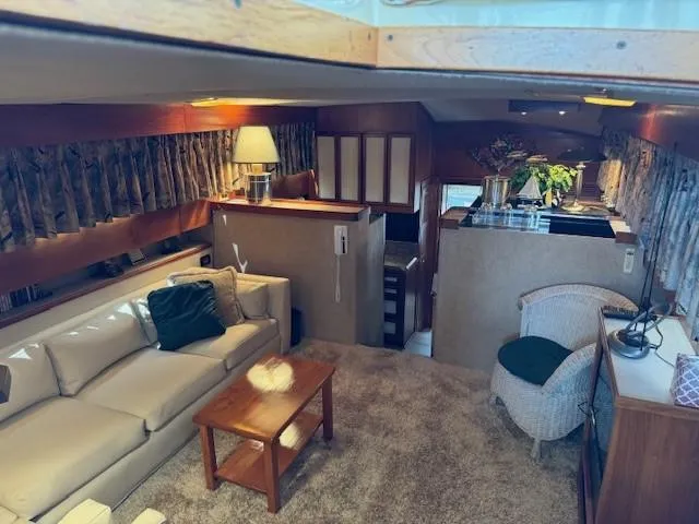 Slide: The Image of Trojan 44 Motoryacht 1982 - 13