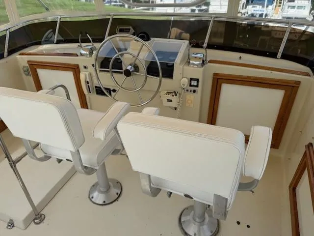 Slide: The Image of Trojan 44 Motoryacht 1982 - 2