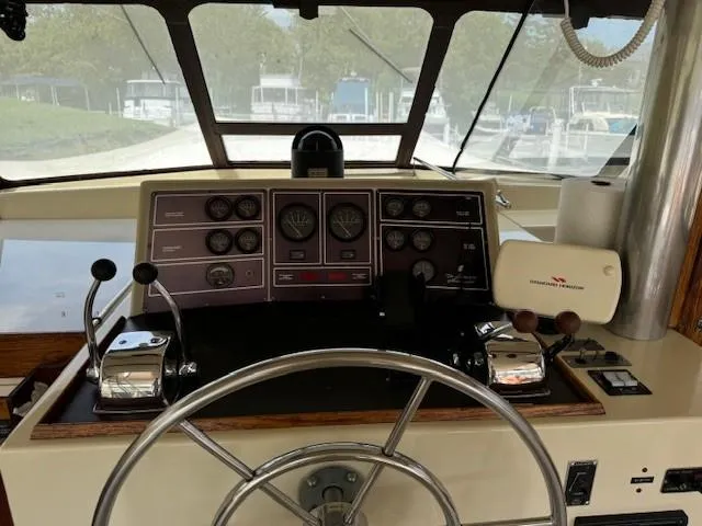 Slide: The Image of Trojan 44 Motoryacht 1982 - 7