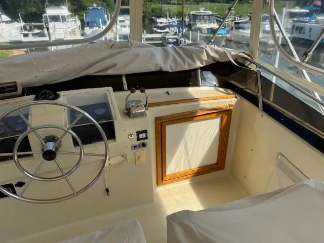 Slide: The Image of Trojan 44 Motoryacht 1982 - 8