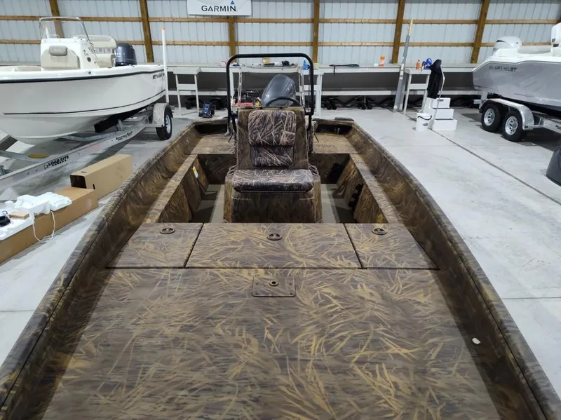 Slide: The Image of G3 17 CC Camo 2024 - 4