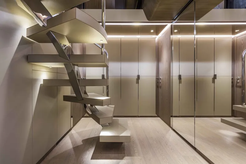 Slide: The Image of Custom SAETTA 106' 2025 - 23