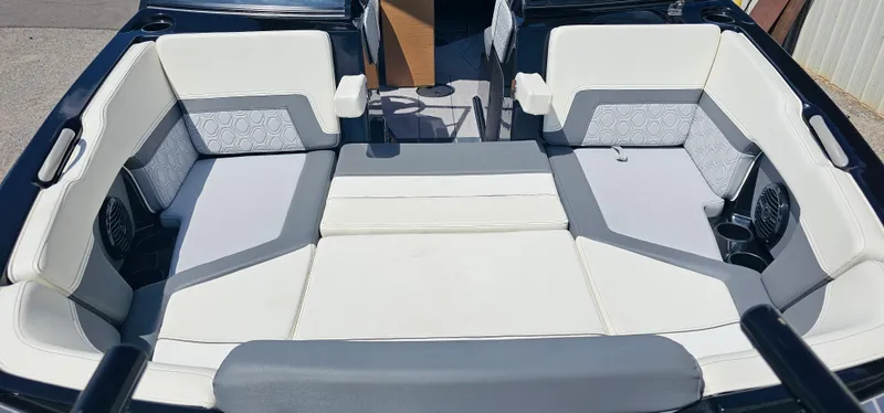 Slide: The Image of 2024 Heyday H22 boat interior with spacious seating and modern design. - 6