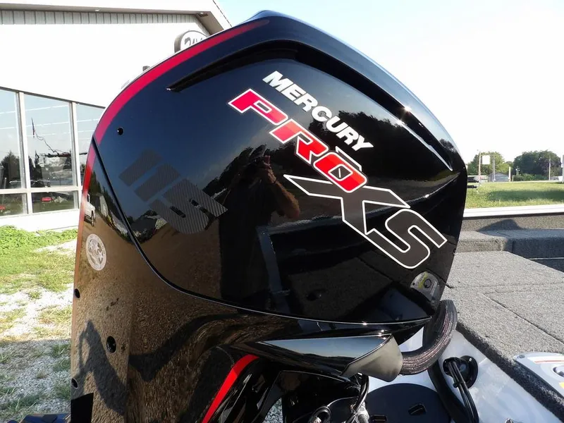 Slide: The Image of Mercury Pro XS engine on 2025 Lund 1775 Adventure SS boat, outdoors. - 12