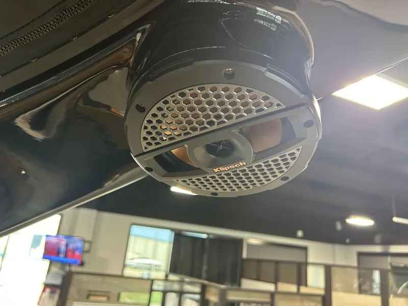 Slide: The Image of Crest Savannah 250 SLSC 2025 - 11