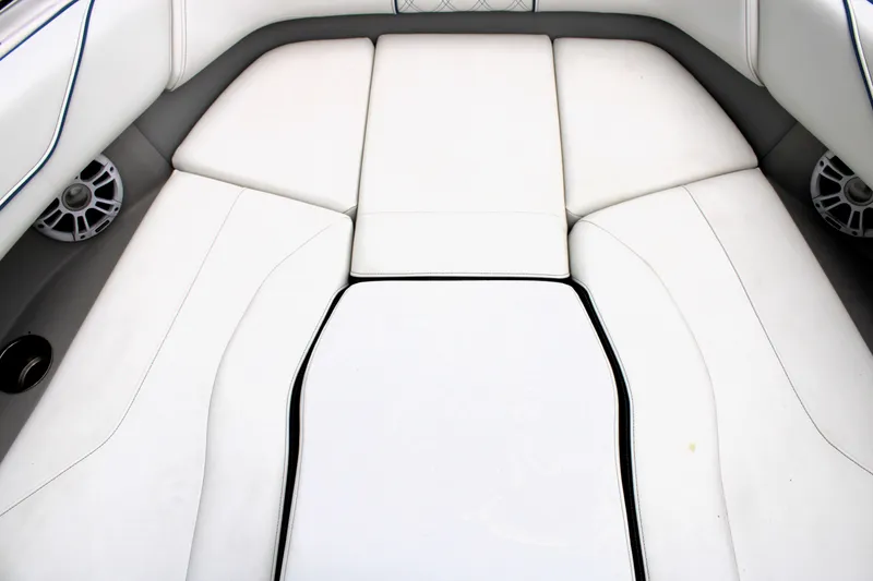 Slide: The Image of Regal LX6 2023 - 66