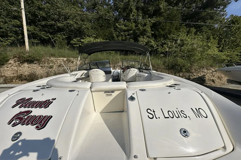 Slide: The Image of Sea Ray 290 SLX 2006 - 11