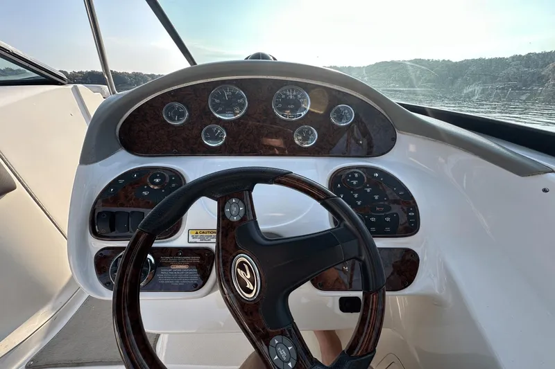 Slide: The Image of Sea Ray 290 SLX 2006 - 15