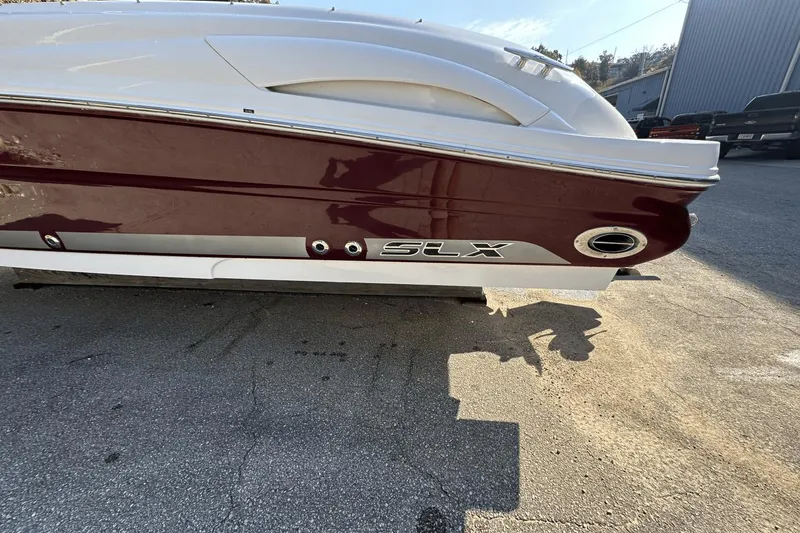 Slide: The Image of Sea Ray 290 SLX 2006 - 4