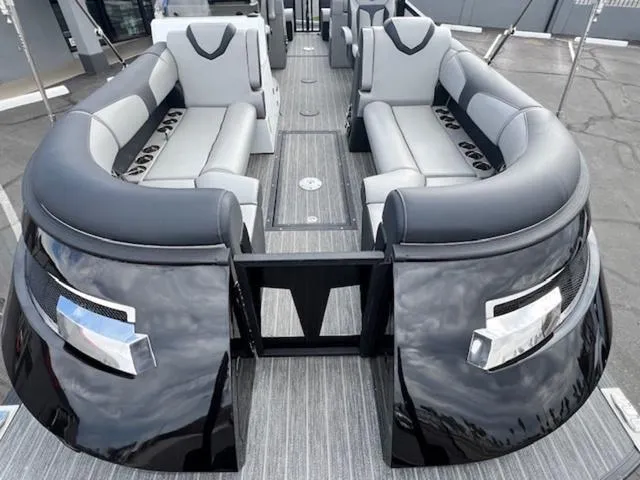 Slide: The Image of Montara 25' SURF BOSS 2.0 CWDH 2021 - 9