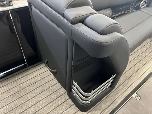 Slide: The Image of Harris GRAND MARINER 250 SLDH 2025 - 12