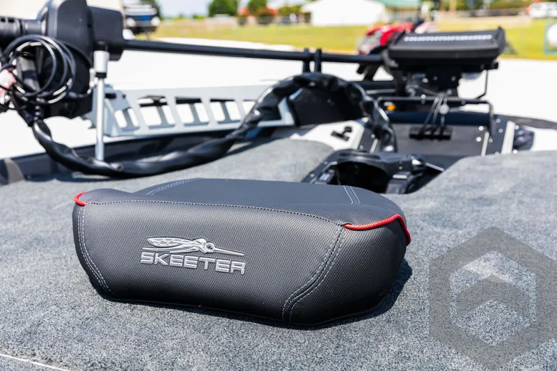 Slide: The Image of 2025 Skeeter ZXR 21 boat interior with branded seat cushion. - 34