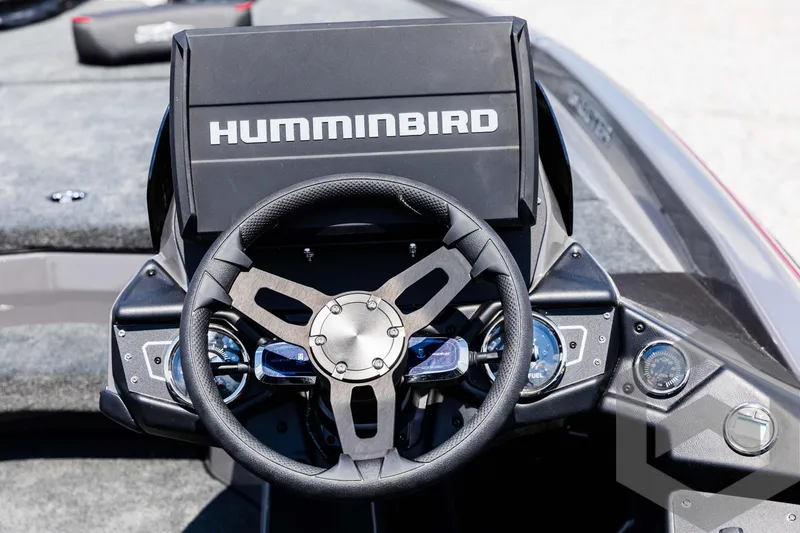 Slide: The Image of Steering console of 2025 Skeeter ZXR 21 boat with Humminbird electronics. - 48