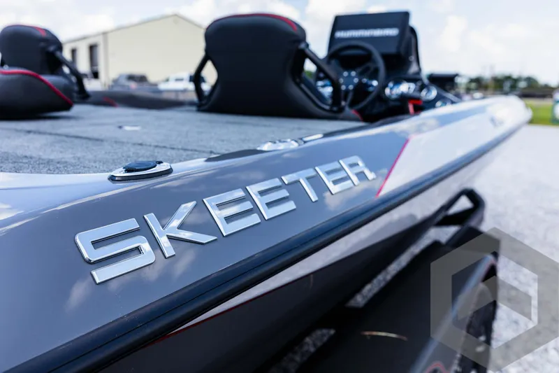 Slide: The Image of Skeeter ZXR 21 2025 - 72