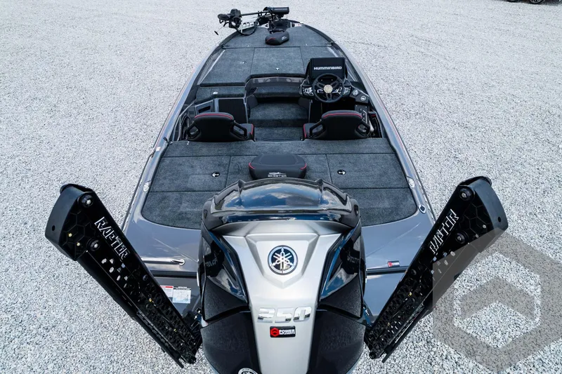 Slide: The Image of Skeeter ZXR 21 2025 - 82