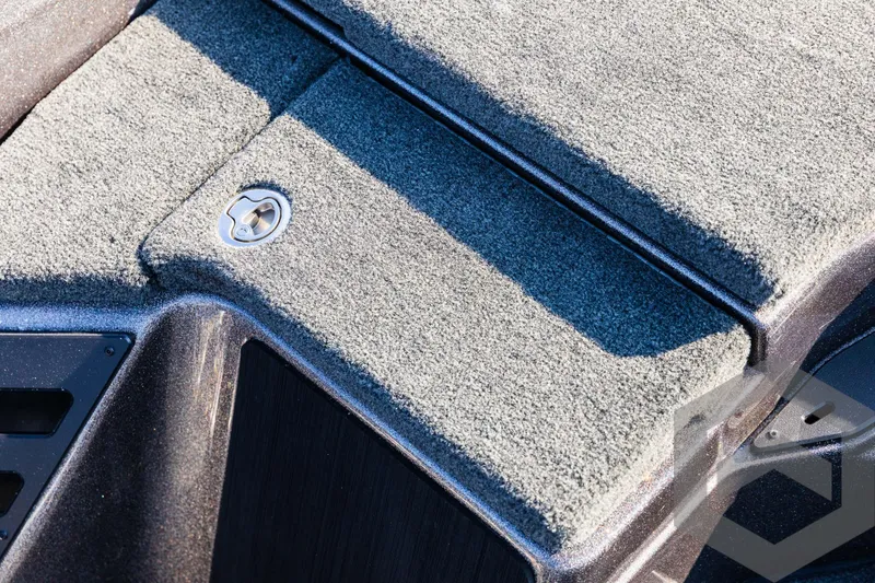 Slide: The Image of Skeeter ZXR 20 boat deck, 2025 model, featuring textured surface and lock mechanism. - 41