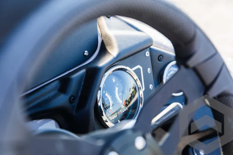 Slide: The Image of Skeeter ZXR 20 2025 - 57