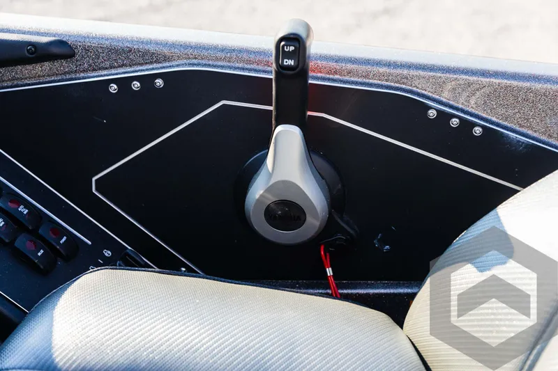 Slide: The Image of Skeeter ZXR 20 2025 - 61