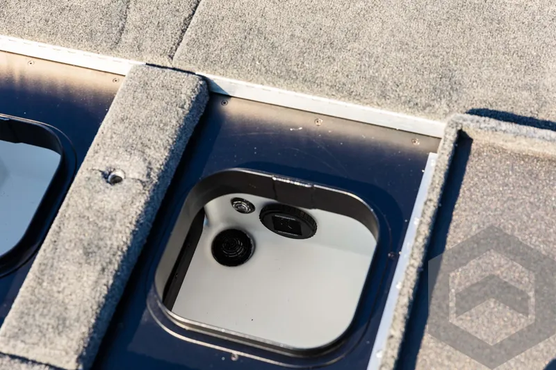 Slide: The Image of Skeeter ZXR 20 2025 - 65