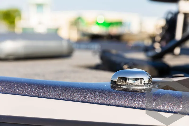 Slide: The Image of Skeeter ZXR 20 2025 - 73