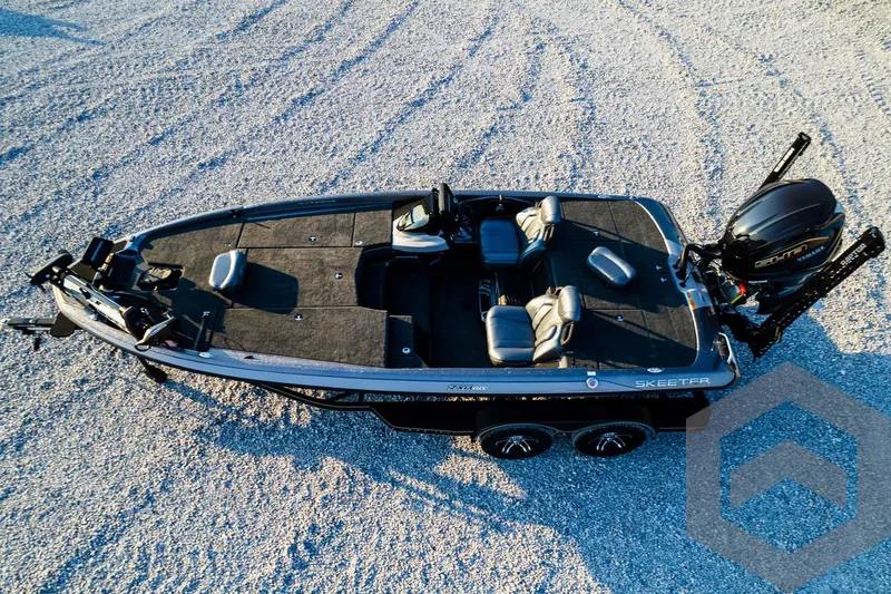 Slide: The Image of Skeeter ZXR 20 2025 - 80