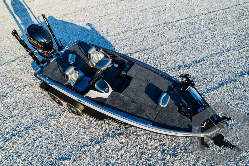 Slide: The Image of Skeeter ZXR 20 2025 - 83