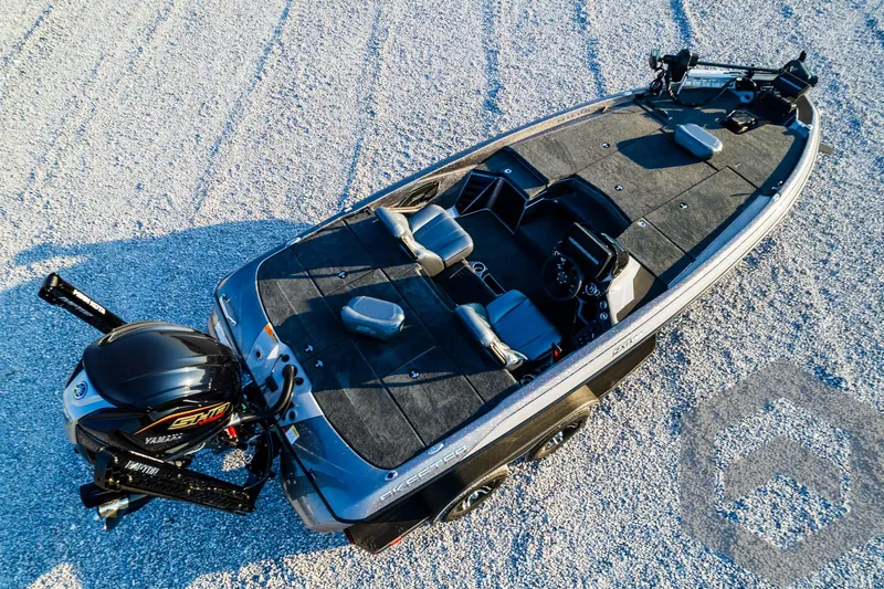 Slide: The Image of Skeeter ZXR 20 2025 - 85