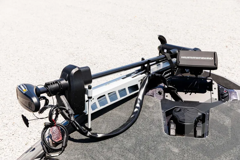 Slide: The Image of 2025 Skeeter ZXR 20 boat with advanced Humminbird electronics and trolling motor. - 35