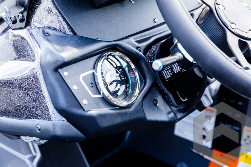 Slide: The Image of Skeeter ZXR 20 2025 - 52