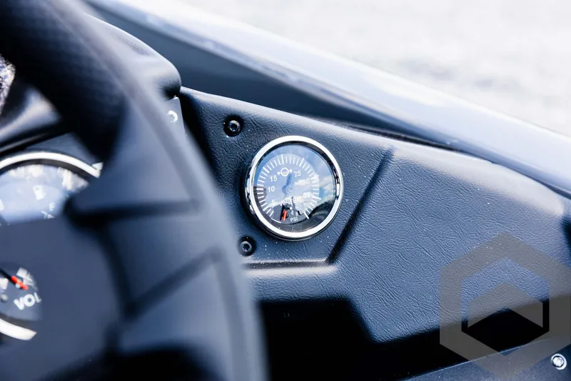 Slide: The Image of Skeeter ZXR 20 2025 - 54