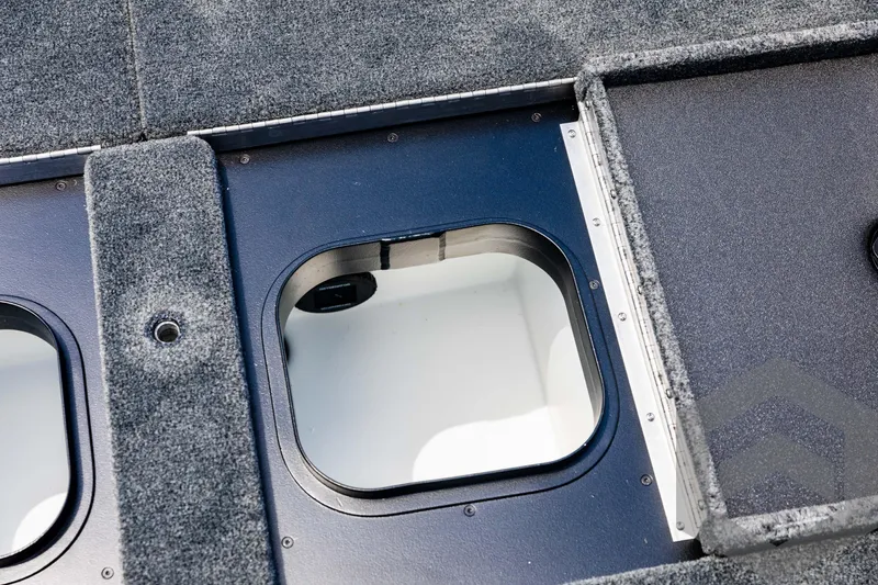 Slide: The Image of Skeeter ZXR 20 2025 - 61