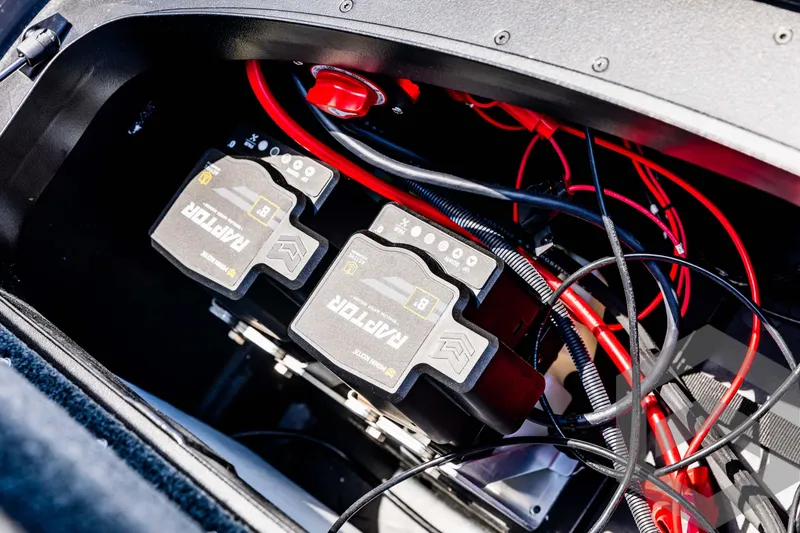 Slide: The Image of Skeeter ZXR 20 2025 - 65