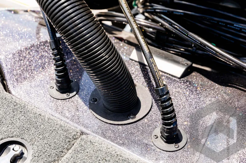 Slide: The Image of Skeeter ZXR 20 2025 - 67