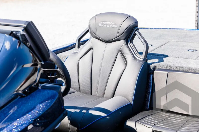 Slide: The Image of 2025 Skeeter ZXR 21 boat seat, sleek design, premium upholstery, ergonomic comfort. - 41