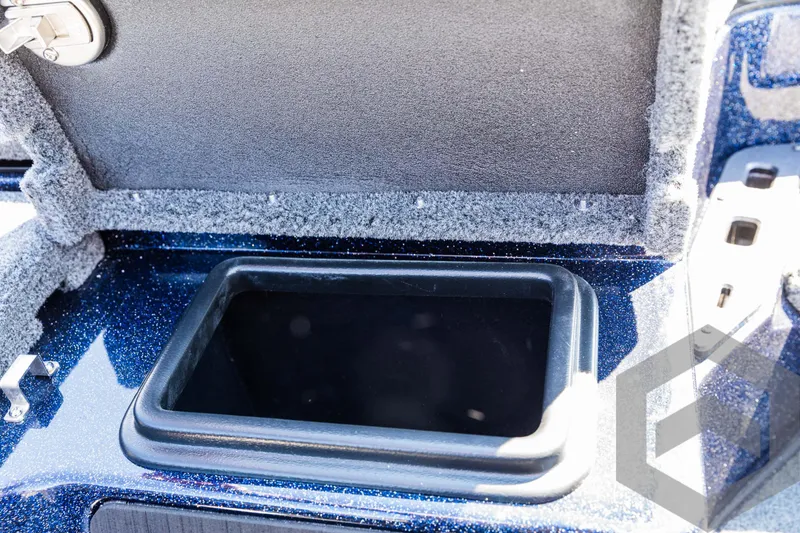 Slide: The Image of Skeeter ZXR 21 2025 - 57