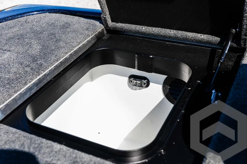 Slide: The Image of Skeeter ZXR 21 2025 - 63