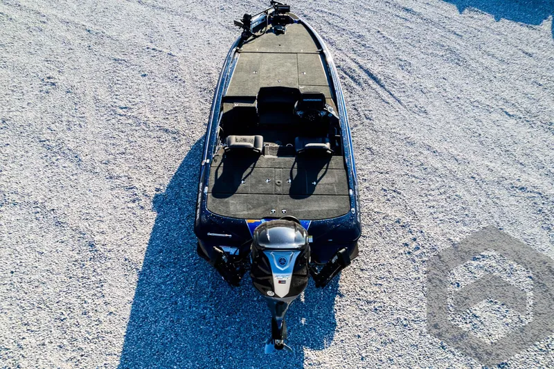 Slide: The Image of Skeeter ZXR 21 2025 - 70