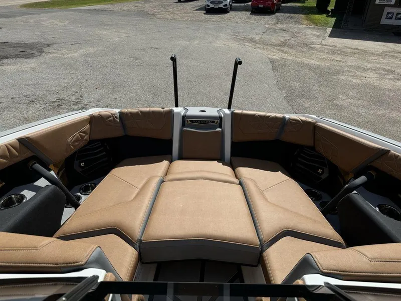 Slide: The Image of Correct Craft Super Air Nautique G23 Paragon 2024 - 9