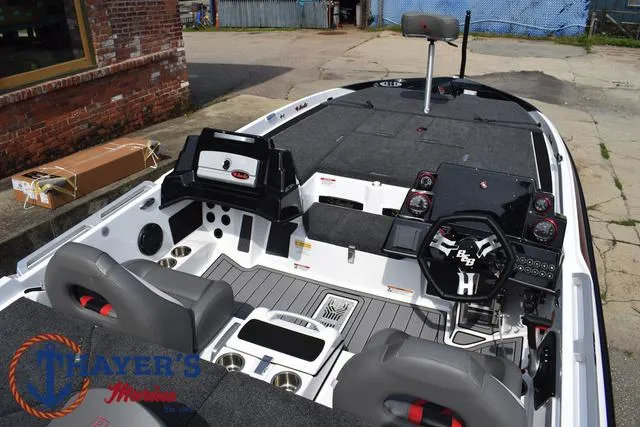 Slide: The Image of Bass Cat Puma STS 2025 - 54