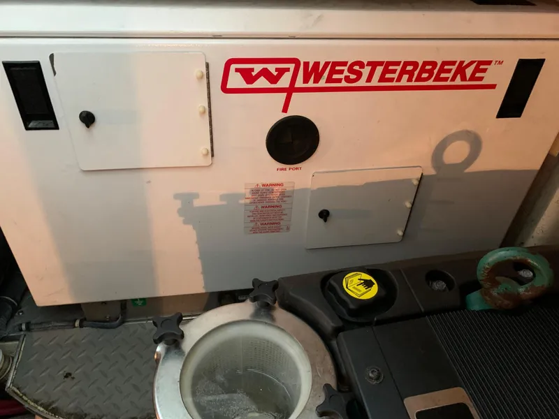 Slide: The Image of Westerbeke generator in 2007 Formula 40 PC boat engine compartment. - 33