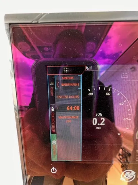 Slide: The Image of Sailfish 241CC 2021 - 23