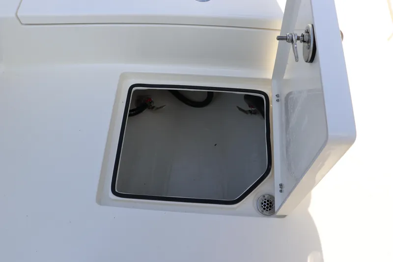 Slide: The Image of Open hatch on 2025 Pathfinder 2700 Open boat deck. - 31