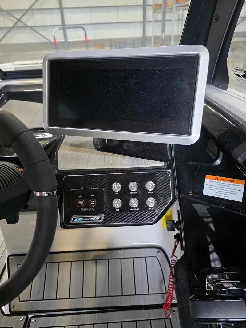 Slide: The Image of Yamaha 222SE 2025 - 26