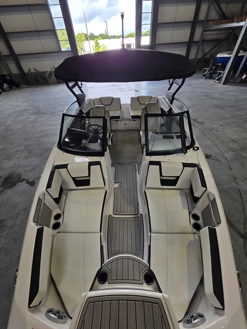 Slide: The Image of Yamaha 222SE 2025 - 30