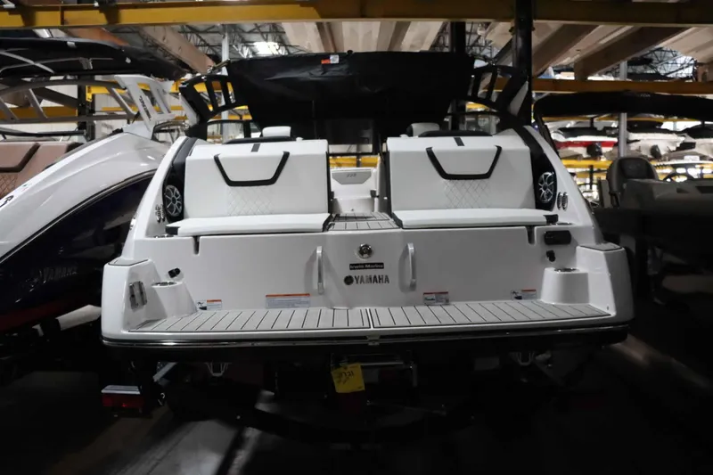 Slide: The Image of Yamaha 222SE 2025 - 6