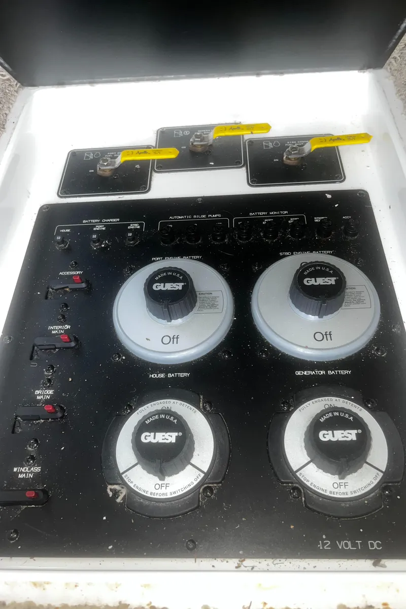 Slide: The Image of Control panel of a 2001 Bayliner 3788 Command Bridge Motoryacht with switches and dials. - 43