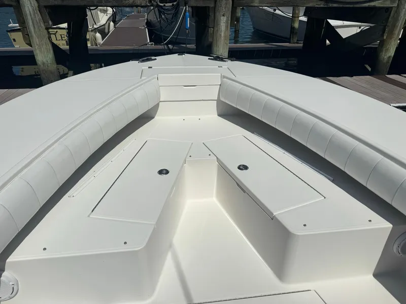 Slide: The Image of Regulator Marine 32 Fs 2009 - 105